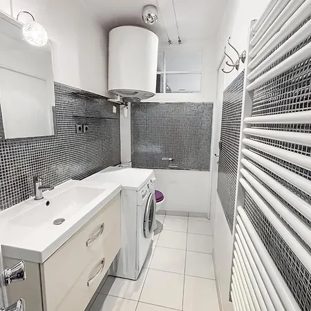Moderne & Spacieux-wi-fi Rapide Apartment Etampes
